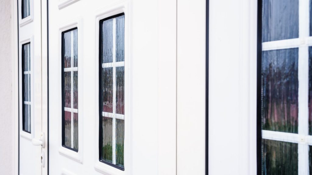 Puertas de entrada PVC seguridad y aislamiento