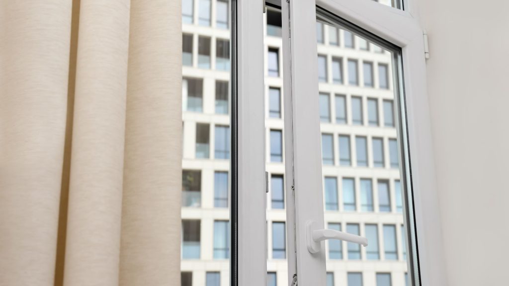 Cómo saber si ha llegado el momento de sustituir tus ventanas por unas de PVC